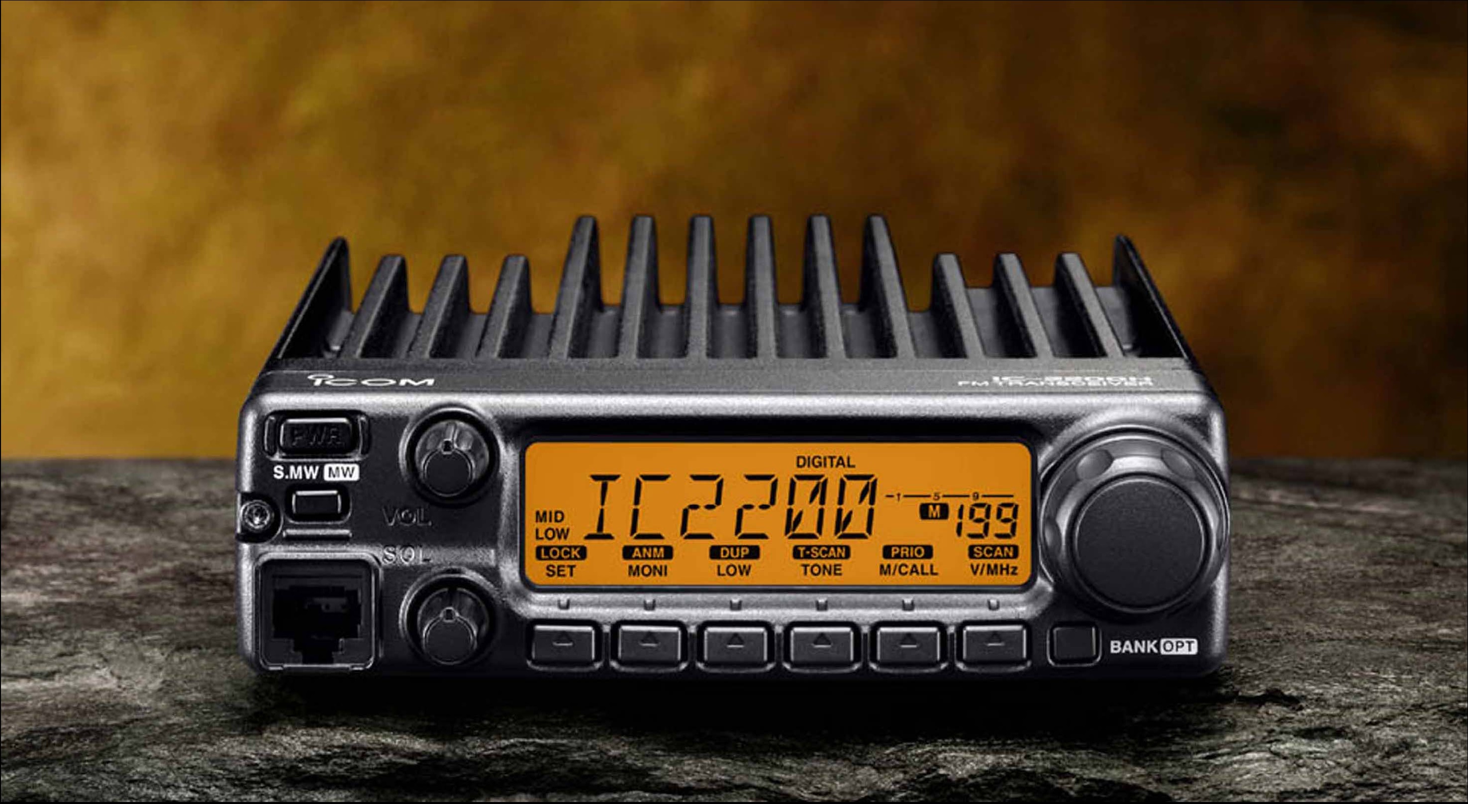 IC-2200車載對(duì)講機(jī)電臺(tái)